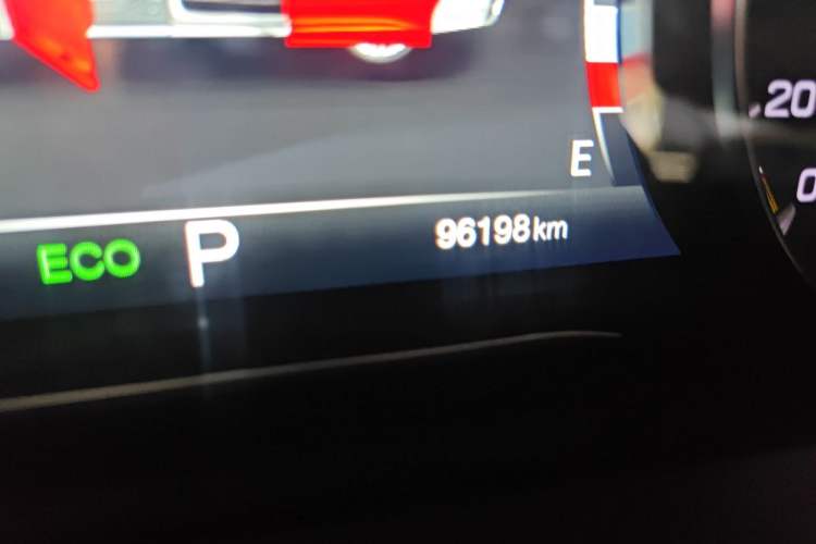 Used GAC Trumpchi M8 2023 Lingxiu Series 390T Deluxe Edition Odometer Close Up