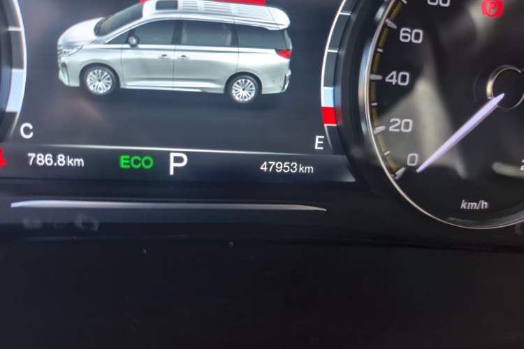 Used GAC Trumpchi M8 2023 Lingxiu Series 390T Deluxe Edition Odometer Close Up
