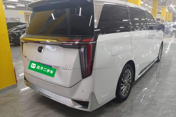 Used GAC Trumpchi M8 2023 Zongshi Series Dual-Motor Flagship Edition Rear Right 45 Deg