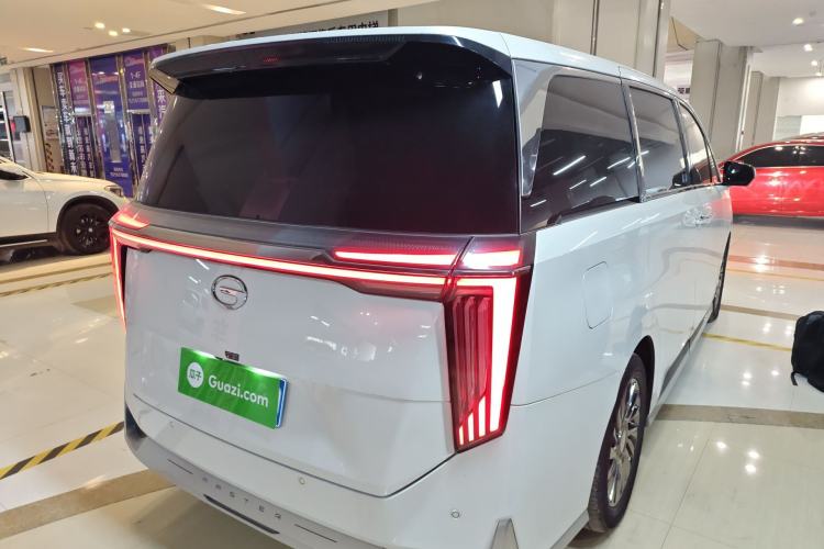 Used GAC Trumpchi M8 2023 Zongshi Series 400T Ultimate Edition Rear Right 45 Deg
