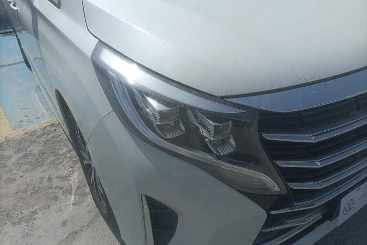 Used GAC Trumpchi M8 2023 Lingxiu Series 390T Deluxe Edition Right Front Headlight