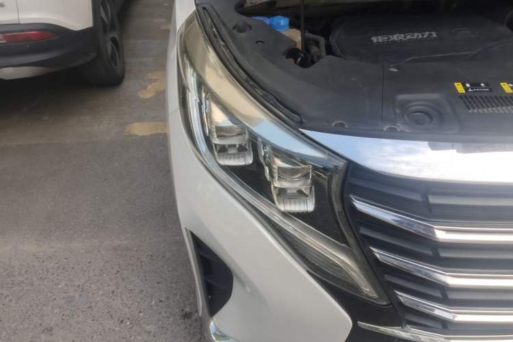 Used GAC Trumpchi M8 2023 Lingxiu Series 390T Luxury Edition Right Front Headlight