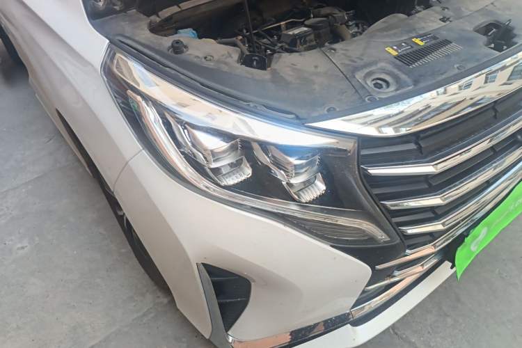 Used GAC Trumpchi M8 2023 Lingxiu Series 390T Deluxe Edition Right Front Headlight