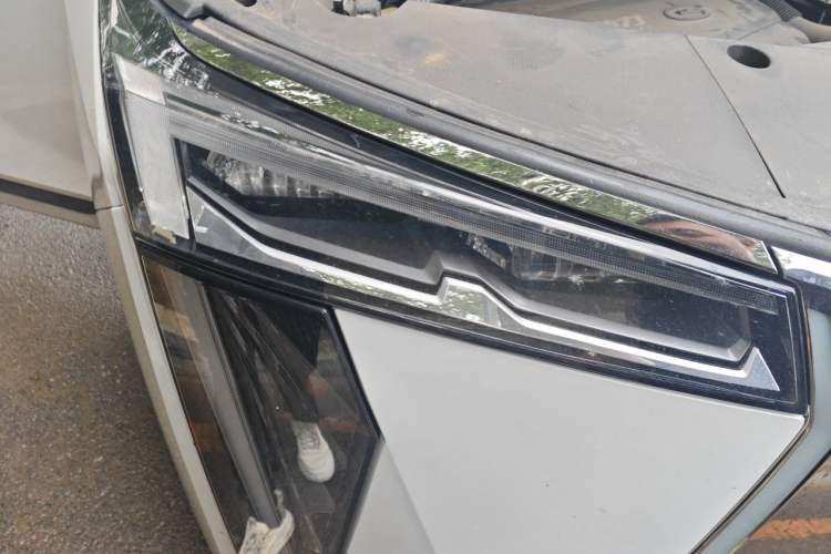 Used GAC Trumpchi M8 2023 Zongshi Series 400T Ultimate Edition Right Front Headlight
