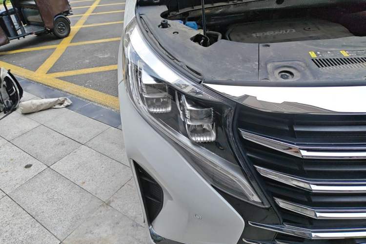 Used GAC Trumpchi M8 2023 Lingxiu Series 390T Prestige Edition Right Front Headlight