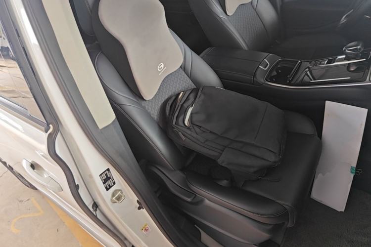 Used GAC Trumpchi M8 2023 Lingxiu Series 390T Deluxe Edition Right Front Seat