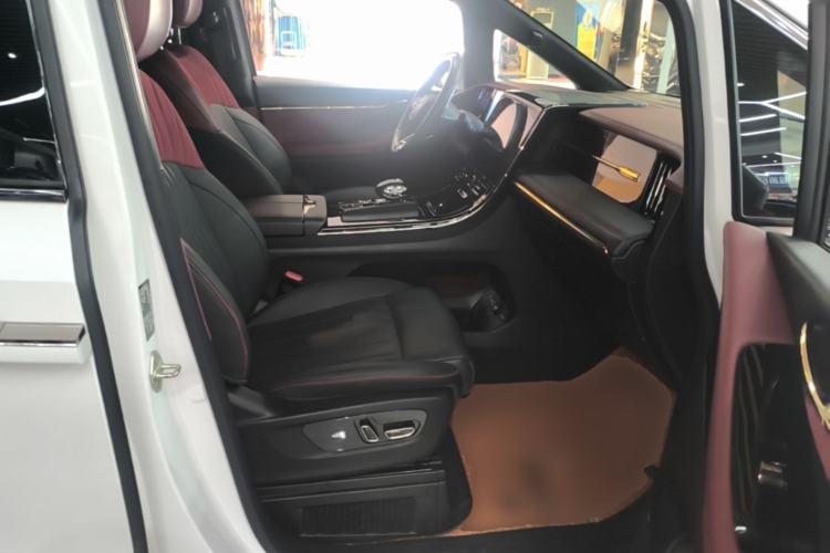 Used GAC Trumpchi M8 2023 Zongshi Series 400T Flagship Edition Right Front Seat