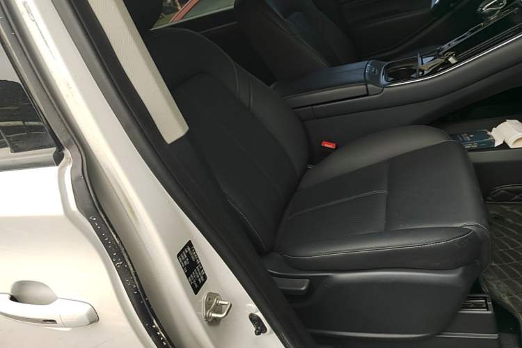 Used GAC Trumpchi M8 2023 Lingxiu Series 390T Prestige Edition Right Front Seat