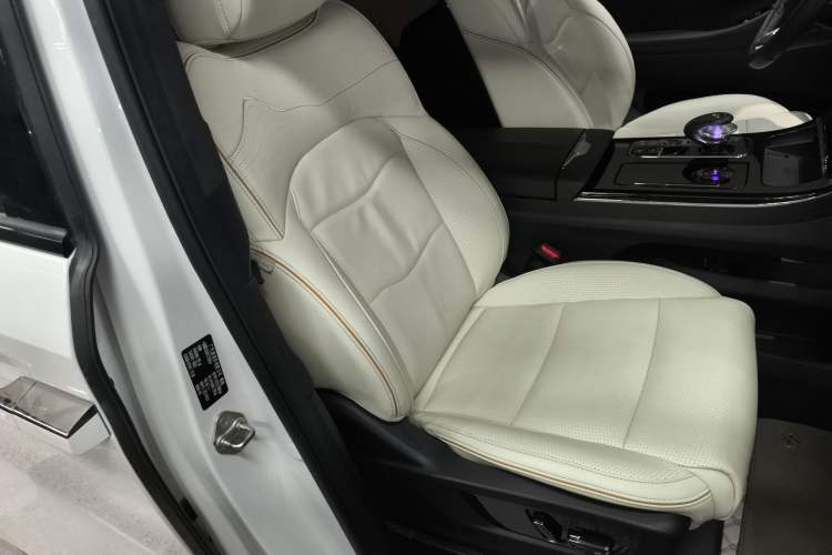 Used GAC Trumpchi M8 2023 Zongshi Series 400T Flagship Edition Right Front Seat