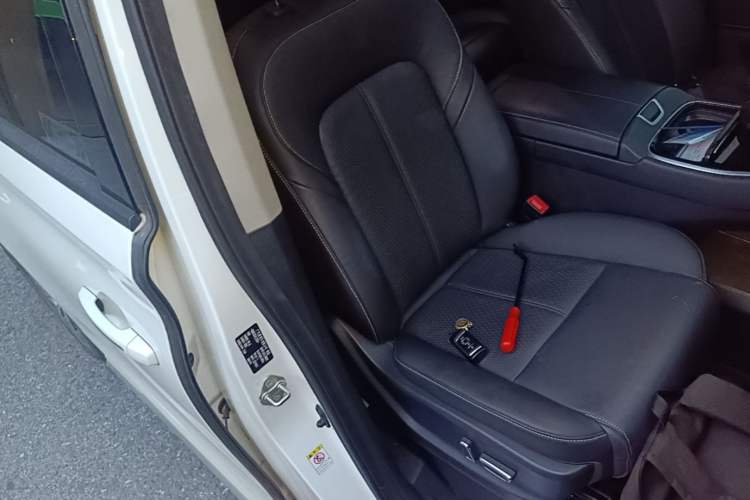 Used GAC Trumpchi M8 2023 Master Series 390T Ultimate Edition Right Front Seat