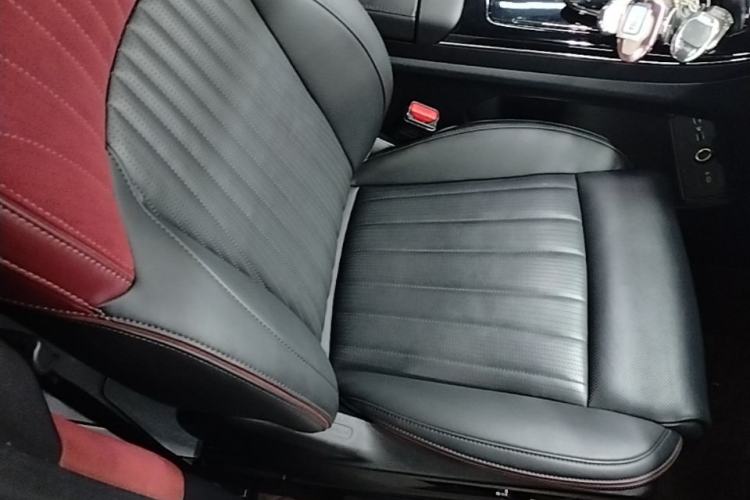 Used GAC Trumpchi M8 2023 Zongshi Series Dual-Motor Flagship Edition Right Front Seat