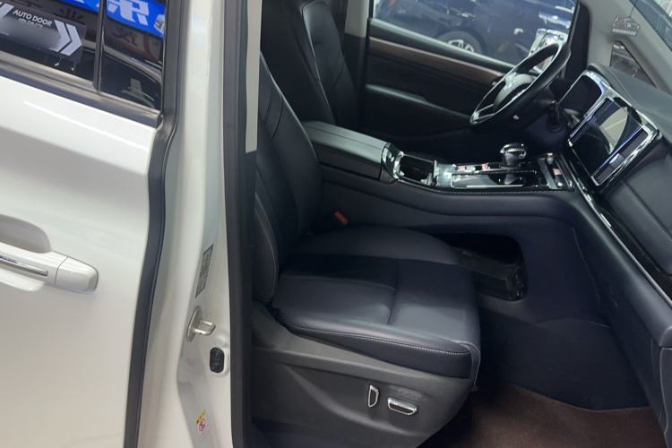 Used GAC Trumpchi M8 2023 Lingxiu Series 390T Prestige Edition Right Front Seat