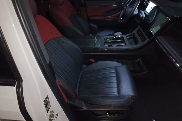 Used GAC Trumpchi M8 2023 Zongshi Series Dual-Motor Supreme Edition Right Front Seat
