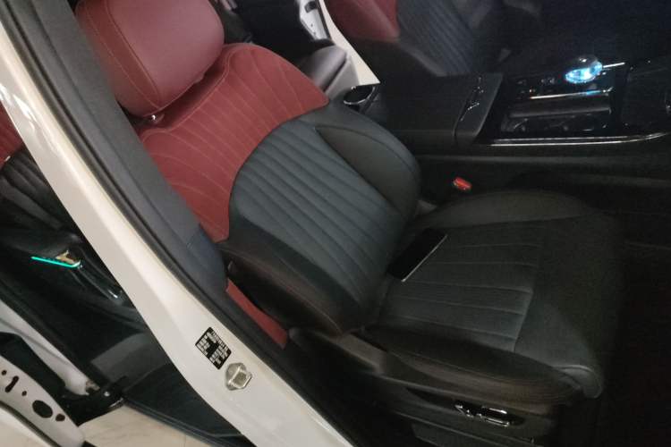 Used GAC Trumpchi M8 2023 Zongshi Series 400T Flagship Edition Right Front Seat