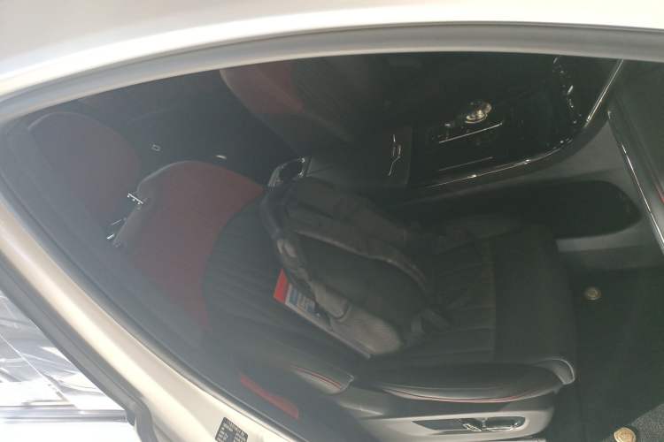 Used GAC Trumpchi M8 2023 Zongshi Series Dual-Motor Supreme Edition Right Front Seat