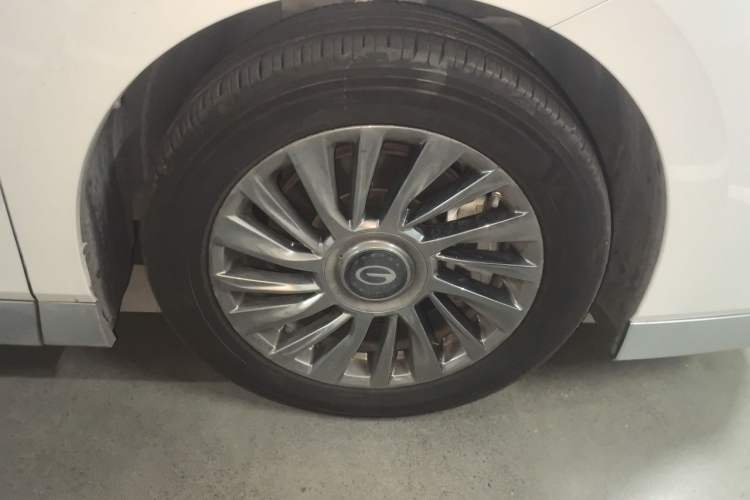 Used GAC Trumpchi M8 2023 Zongshi Series 400T Flagship Edition Right Front Wheel Hub