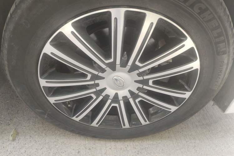 Used GAC Trumpchi M8 2023 Lingxiu Series 390T Prestige Edition Right Front Wheel Hub