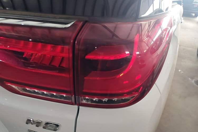 Used GAC Trumpchi M8 2023 Lingxiu Series 390T Prestige Edition Right Rear Taillight