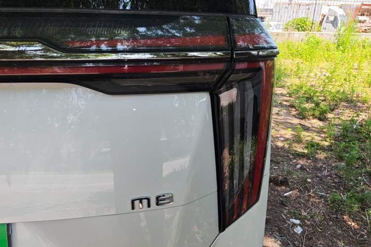 Used GAC Trumpchi M8 2023 Zongshi Series 400T Ultimate Edition Right Rear Taillight
