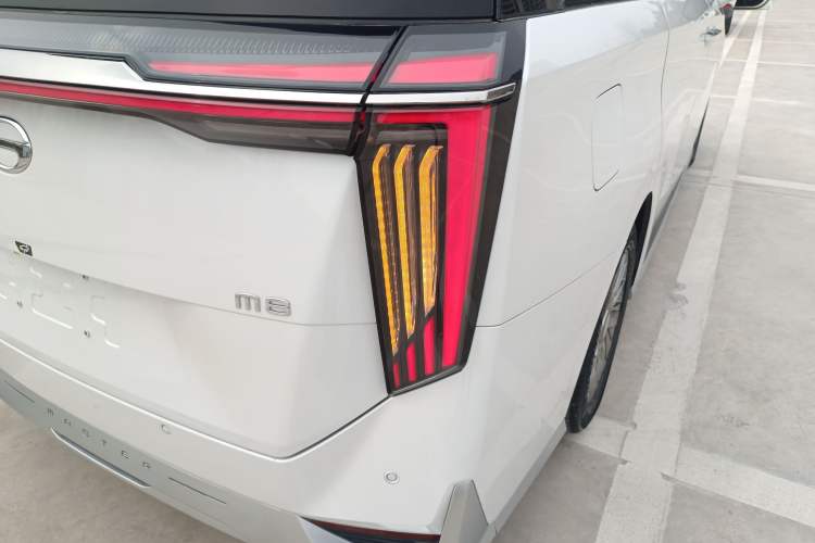 Used GAC Trumpchi M8 2023 Zongshi Series 400T Ultimate Edition Right Rear Taillight