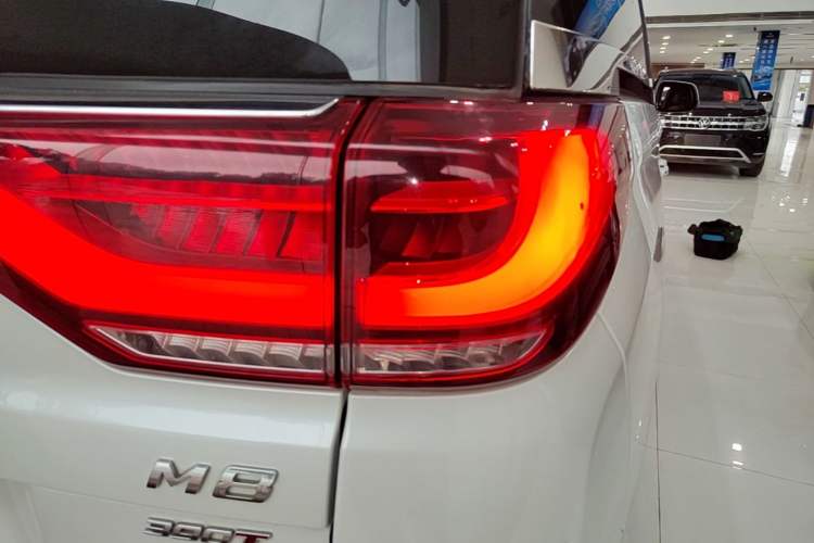 Used GAC Trumpchi M8 2023 Lingxiu Series 390T Prestige Edition Right Rear Taillight