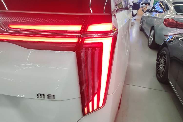 Used GAC Trumpchi M8 2023 Zongshi Series 400T Flagship Edition Right Rear Taillight