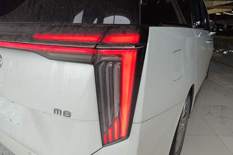Used GAC Trumpchi M8 2023 Zongshi Series 400T Ultimate Edition Right Rear Taillight