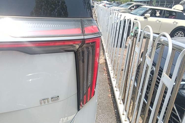 Used GAC Trumpchi M8 2023 Zongshi Series 400T Flagship Edition Right Rear Taillight