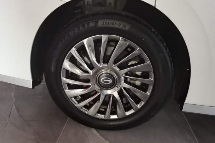 Used GAC Trumpchi M8 2023 Zongshi Series 400T Ultimate Edition Right Rear Wheel Hub