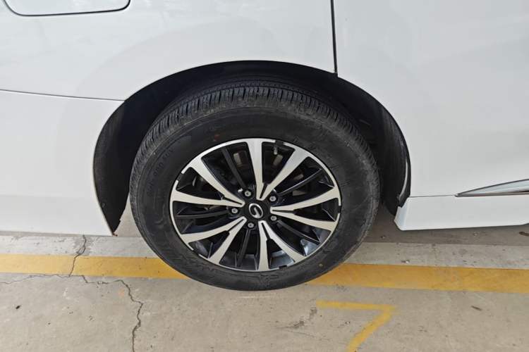 Used GAC Trumpchi M8 2023 Lingxiu Series 390T Deluxe Edition Right Rear Wheel Hub