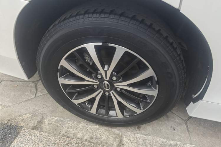 Used GAC Trumpchi M8 2023 Lingxiu Series 390T Luxury Edition Right Rear Wheel Hub