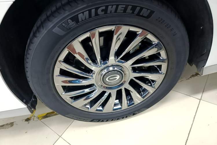 Used GAC Trumpchi M8 2023 Zongshi Series 400T Ultimate Edition Right Rear Wheel Hub