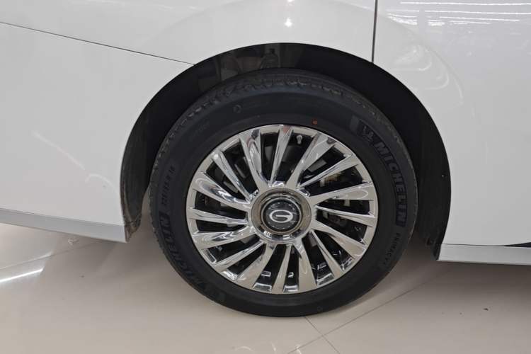 Used GAC Trumpchi M8 2023 Zongshi Series 400T Ultimate Edition Right Rear Wheel Hub
