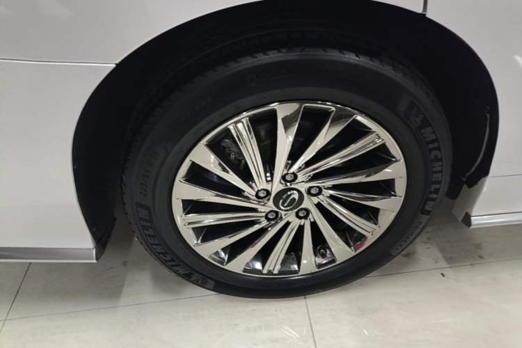 Used GAC Trumpchi M8 2023 Master Series 390T Ultimate Edition Right Rear Wheel Hub