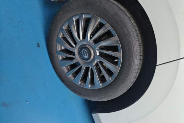 Used GAC Trumpchi M8 2023 Zongshi Series 400T Flagship Edition Right Rear Wheel Hub