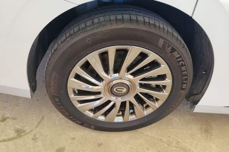Used GAC Trumpchi M8 2023 Zongshi Series 400T Ultimate Edition Right Rear Wheel Hub