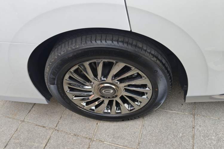 Used GAC Trumpchi M8 2023 Zongshi Series 400T Ultimate Edition Right Rear Wheel Hub