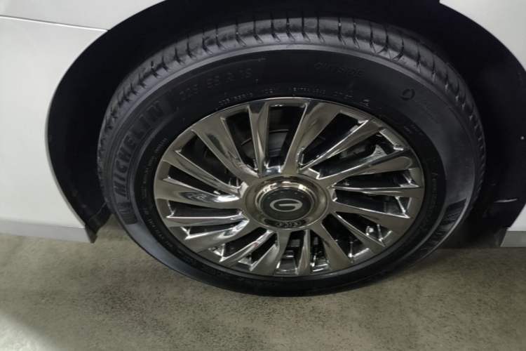 Used GAC Trumpchi M8 2023 Zongshi Series 400T Flagship Edition Right Rear Wheel Hub