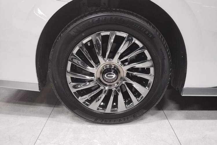 Used GAC Trumpchi M8 2023 Zongshi Series 400T Ultimate Edition Right Rear Wheel Hub