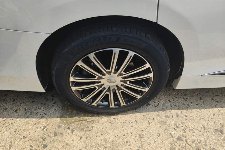 Used GAC Trumpchi M8 2023 Lingxiu Series 390T Prestige Edition Right Rear Wheel Hub