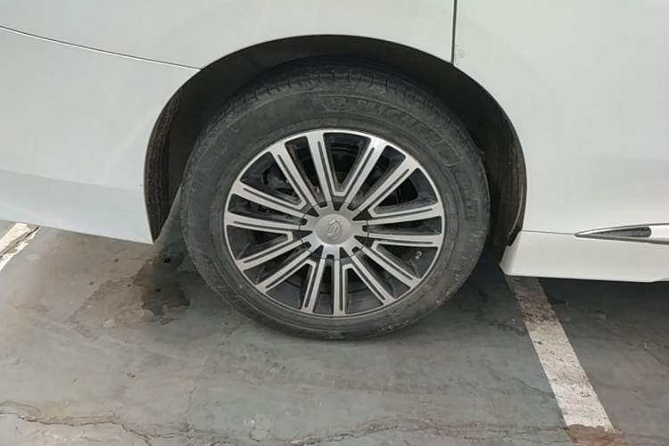 Used GAC Trumpchi M8 2023 Lingxiu Series 390T Prestige Edition Right Rear Wheel Hub