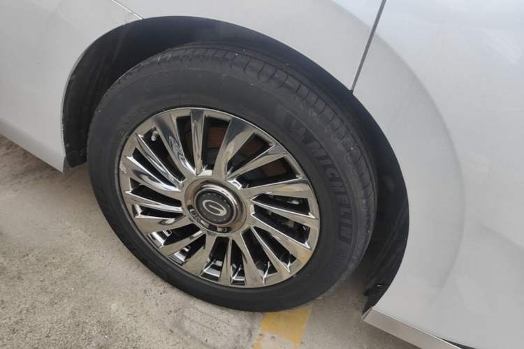 Used GAC Trumpchi M8 2023 Zongshi Series 400T Flagship Edition Right Rear Wheel Hub