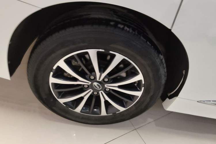 Used GAC Trumpchi M8 2023 Lingxiu Series 390T Deluxe Edition Right Rear Wheel Hub