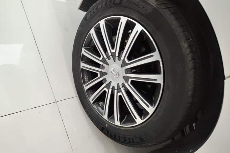 Used GAC Trumpchi M8 2023 Lingxiu Series 390T Prestige Edition Right Rear Wheel Hub