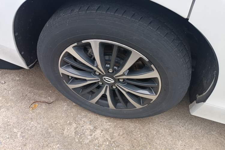 Used GAC Trumpchi M8 2023 Lingxiu Series 390T Deluxe Edition Right Rear Wheel Hub