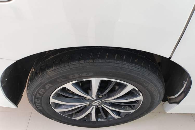 Used GAC Trumpchi M8 2023 Lingxiu Series 390T Luxury Edition Right Rear Wheel Hub