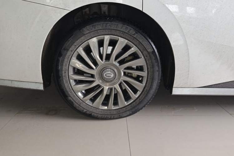 Used GAC Trumpchi M8 2023 Zongshi Series 400T Ultimate Edition Right Rear Wheel Hub