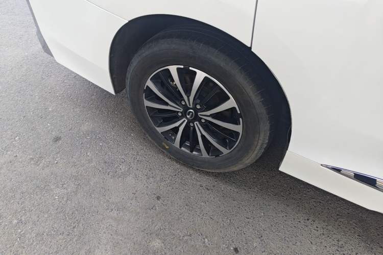 Used GAC Trumpchi M8 2023 Lingxiu Series 390T Luxury Edition Right Rear Wheel Hub