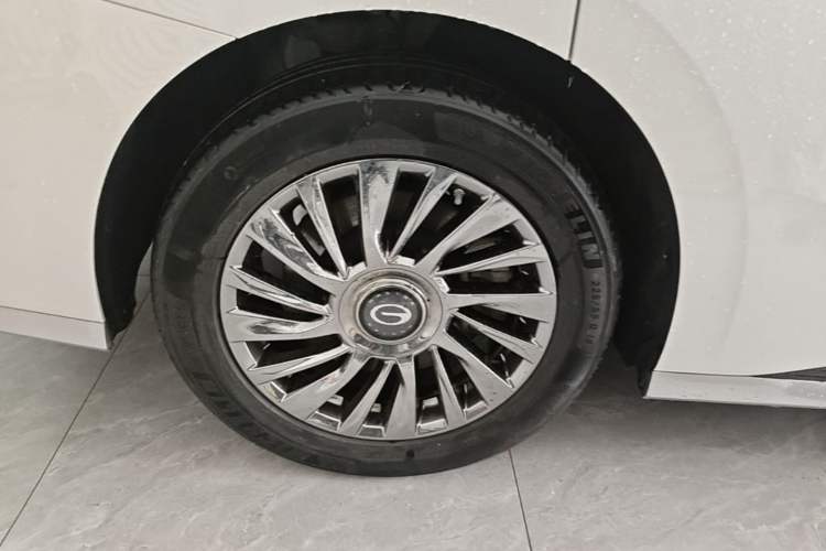 Used GAC Trumpchi M8 2023 Zongshi Series 400T Ultimate Edition Right Rear Wheel Hub