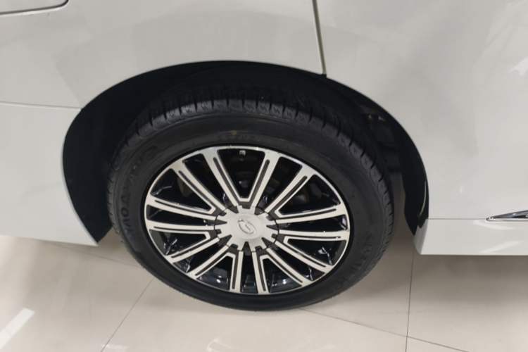 Used GAC Trumpchi M8 2023 Lingxiu Series 390T Prestige Edition Right Rear Wheel Hub